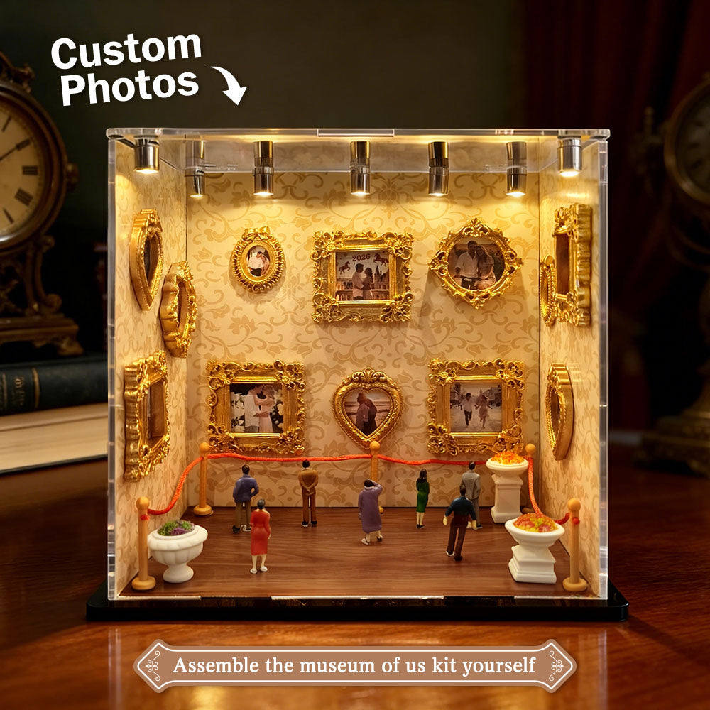 Transparent Mini Museum - Museum of Us
