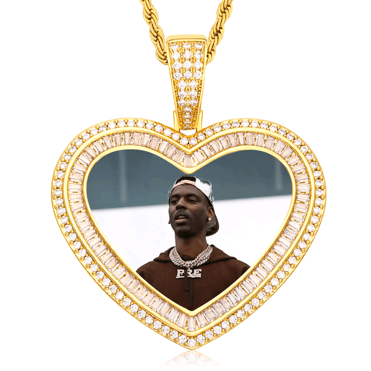 18K Gold Plated Personalized Medallion Necklace for Wife – Romantic Anniversary Gift