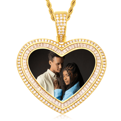 18K Gold Plated Personalized Medallion Necklace for Wife – Romantic Anniversary Gift
