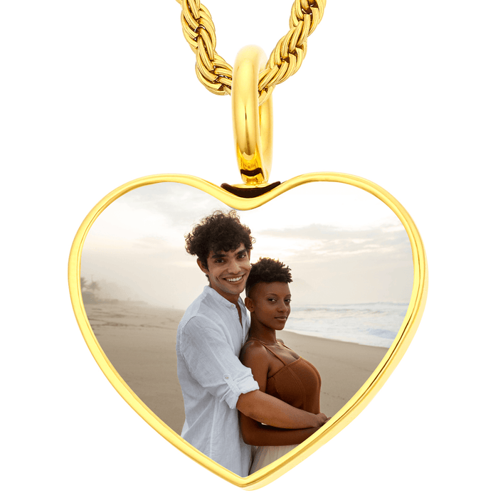18k Heart Necklace with Engraving Name & Photo Inside– Sentimental Gift for Someone Special