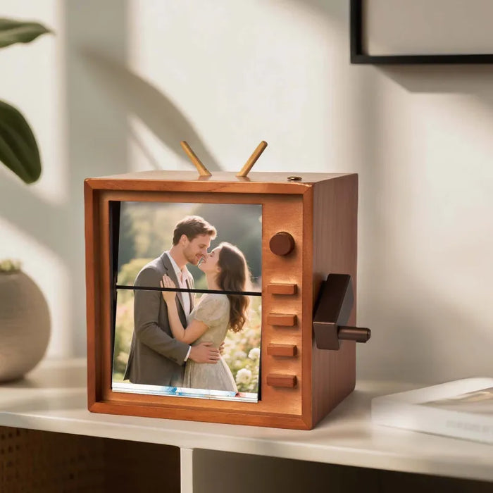 Custom Photo Hand-cranked Flipbook Frame Vertical Television Animation Machine Photo Album with Light Memorial Gift