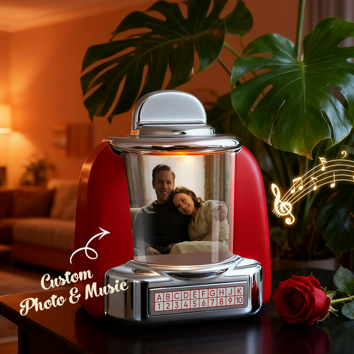 Custom Photo Names & Date Jukebox Retro Speaker Music Mini Player with Radio Vintage Tabletop Home Decor Christmas Nostalgic Gift