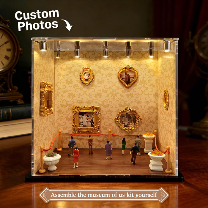 Transparent Mini Museum - Museum of Us