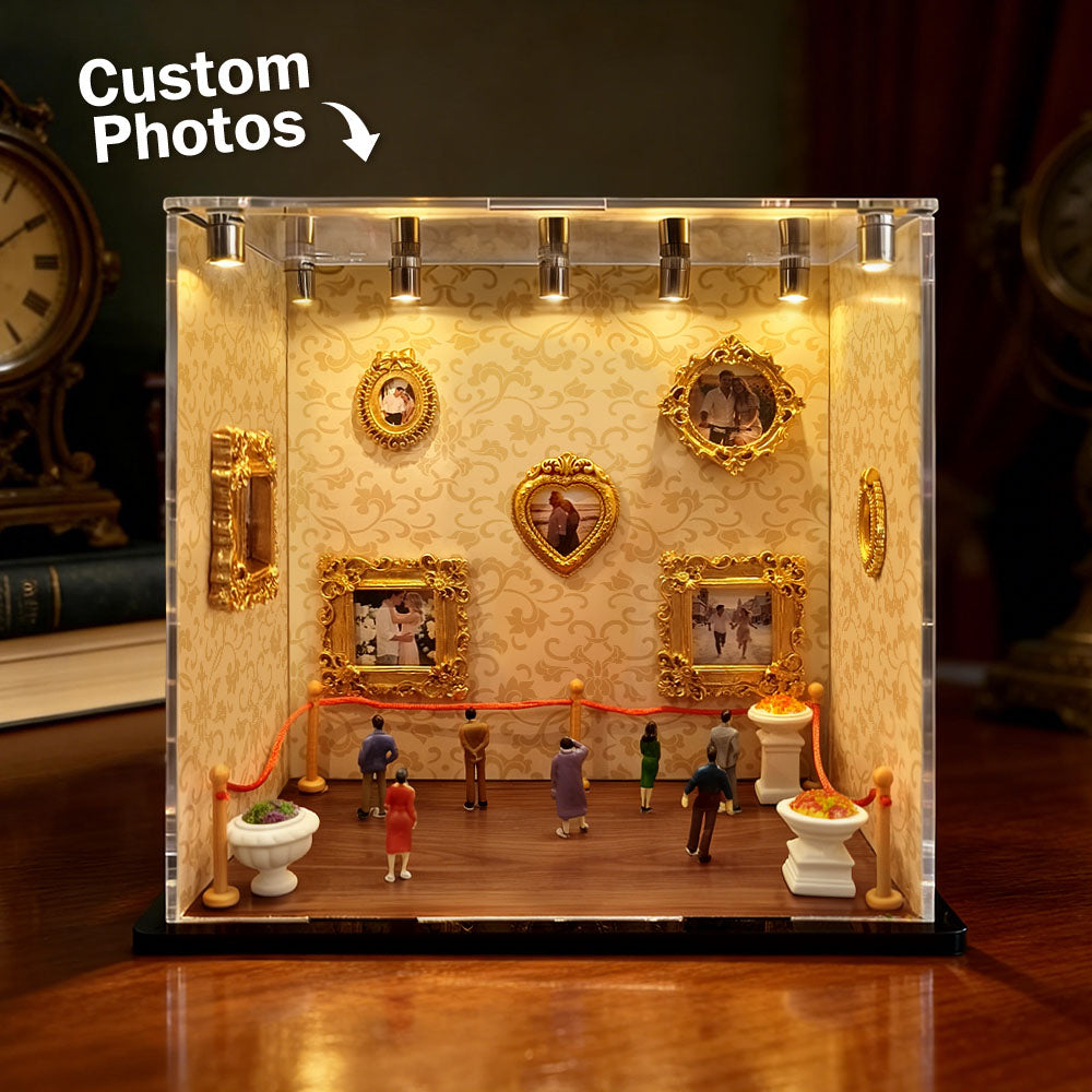 Transparent Mini Museum - Museum of Us