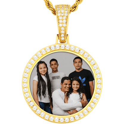 Custom Family Picture Necklace with Iced Frame – Forever Memory Gift