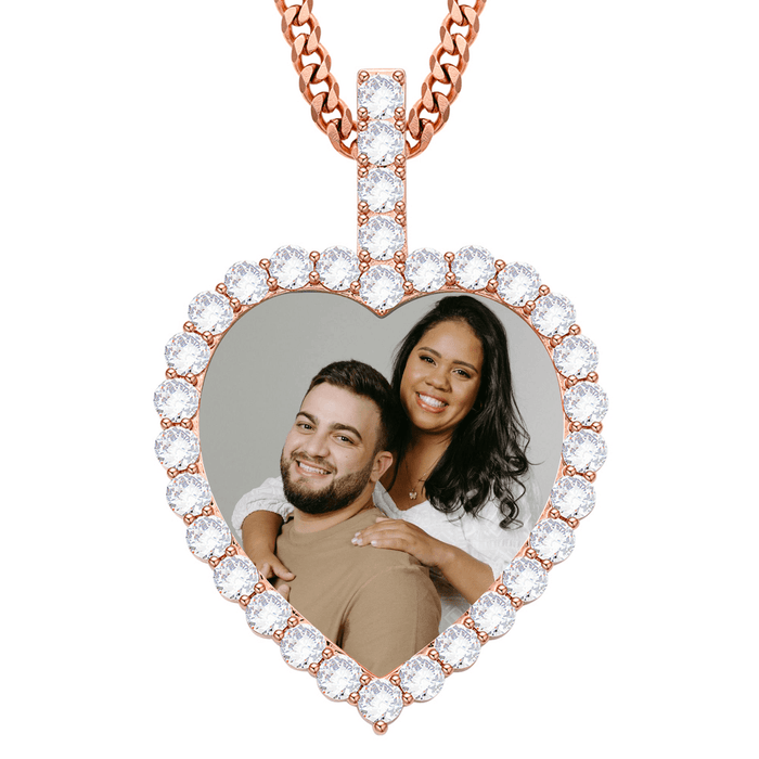 Custom Heart Photo Pendant Necklace – A Loving Tribute to Someone You Never Want to Forget