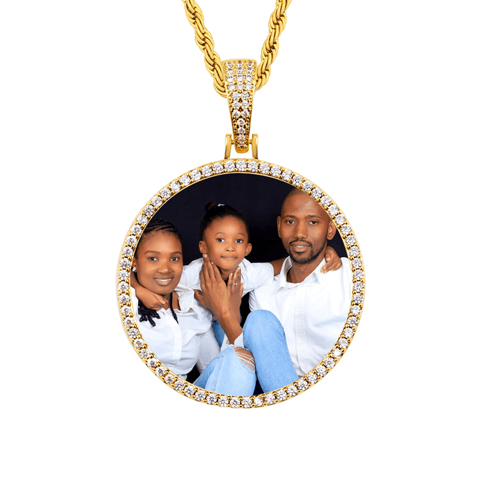 Custom Necklace With Picture Inside – Carry the People You Love With You Wherever You Go
