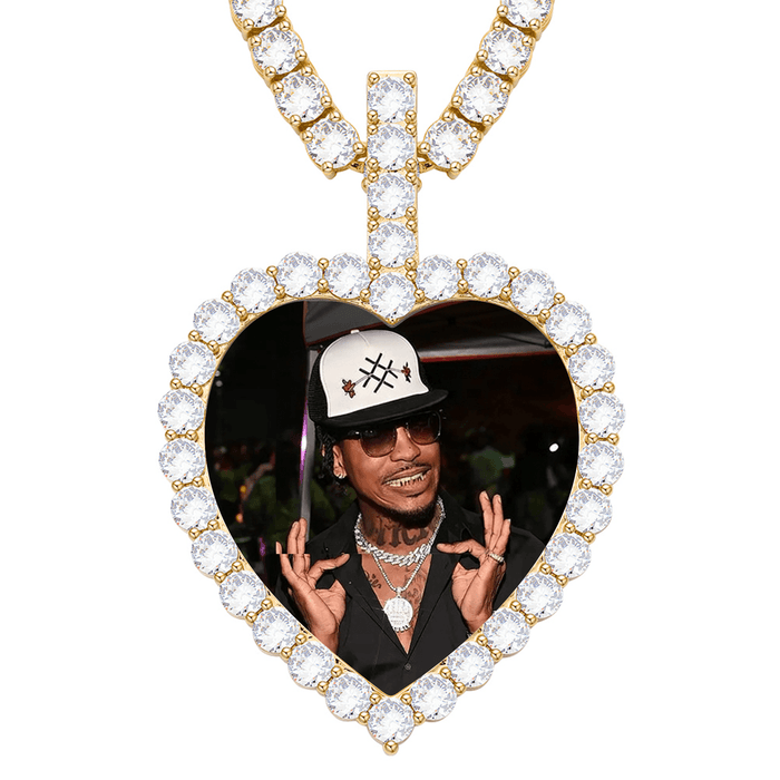 Iced Out Heart Photo Pendant Necklace for Hip-Hop Lovers – Engrave Your Story, Show Your Style