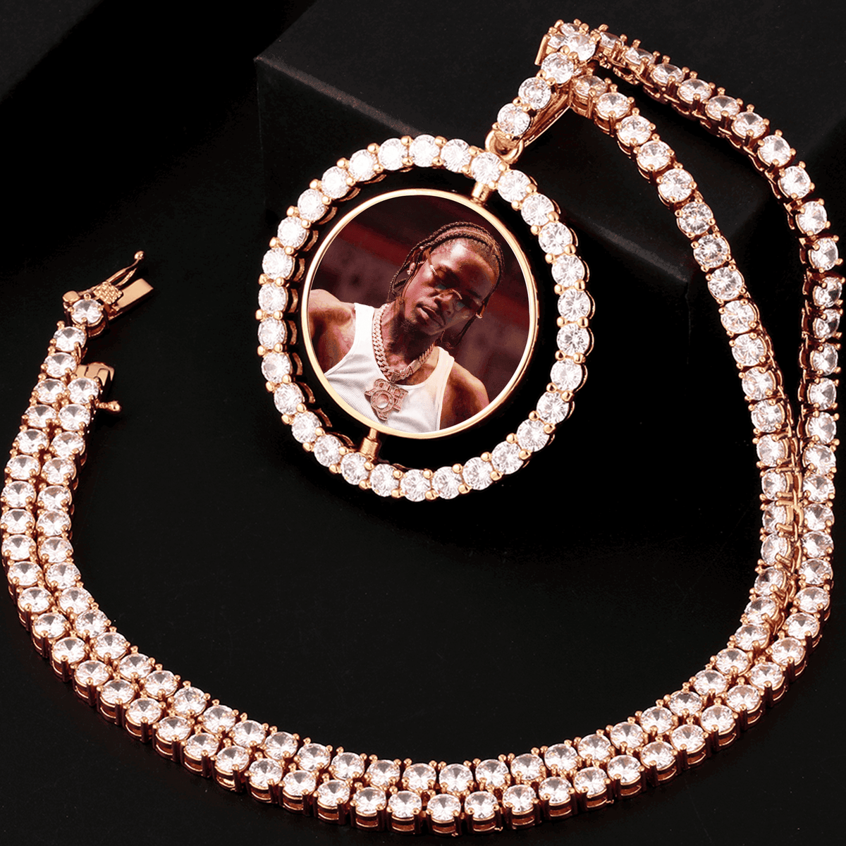 Double-Sided Medallion Picture Necklace