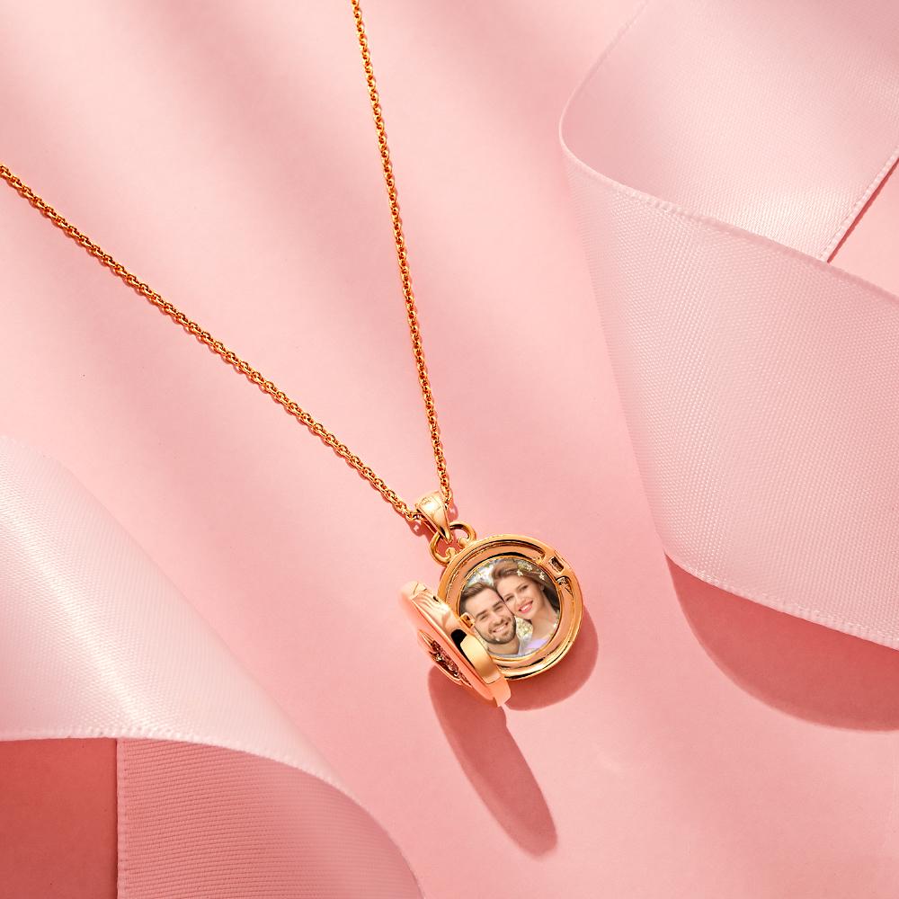 Personalized Photo Locket Necklace Elegant Birthstone Oval Shape Pendant Necklace For Wife