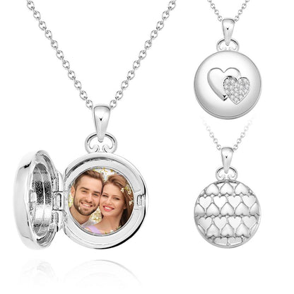 Personalized Photo Locket Necklace Elegant Birthstone Oval Shape Pendant Necklace For Wife