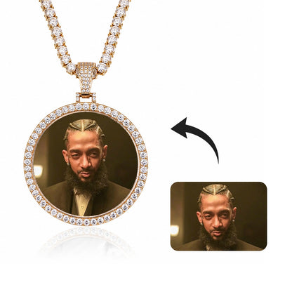Picture medallion necklace for men – photo customization example