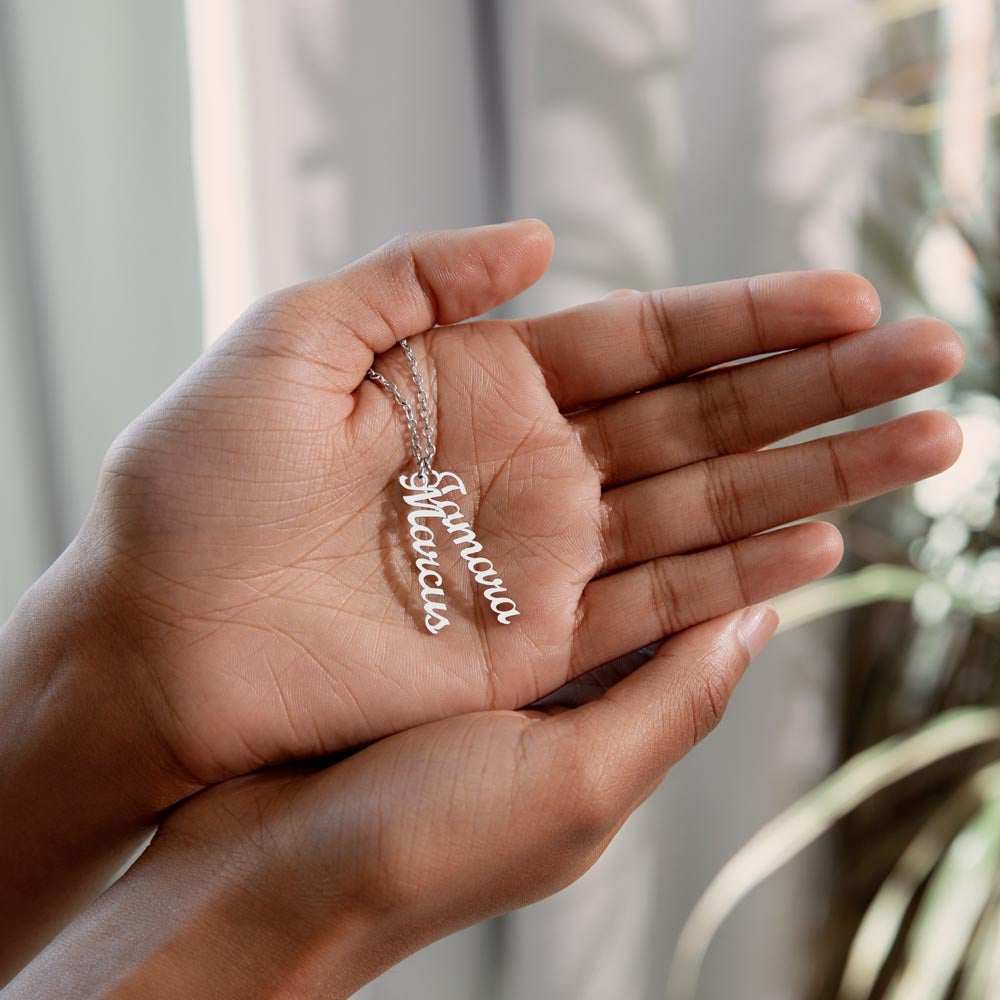 Multi Name Vertical Name Necklace