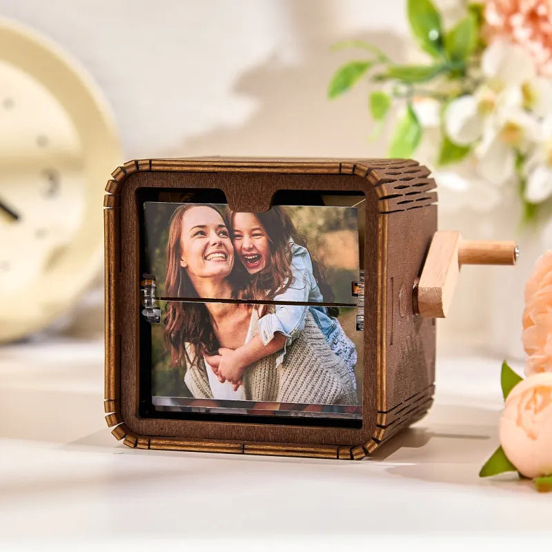 Custom 16 Photos Music Flipbook Frame Animation Machine Mechanical Hand cranked Photo Album with Light Unique Mother's Day Gifts