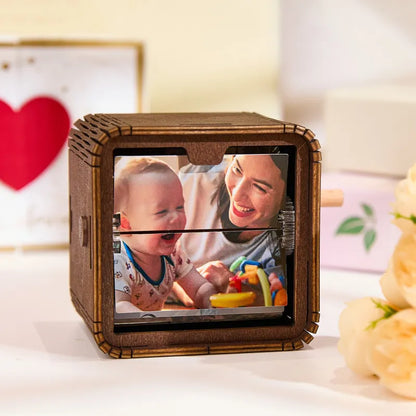 Custom 16 Photos Music Flipbook Frame Animation Machine Mechanical Hand cranked Photo Album with Light Unique Mother's Day Gifts
